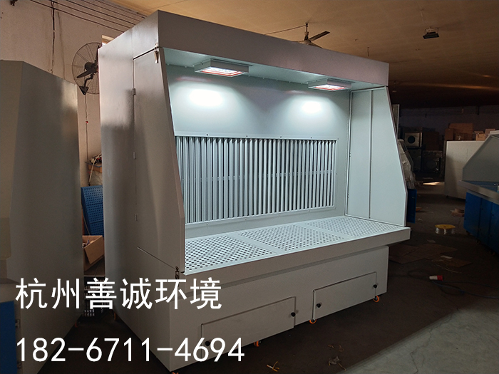 1-220F1092REG.jpg